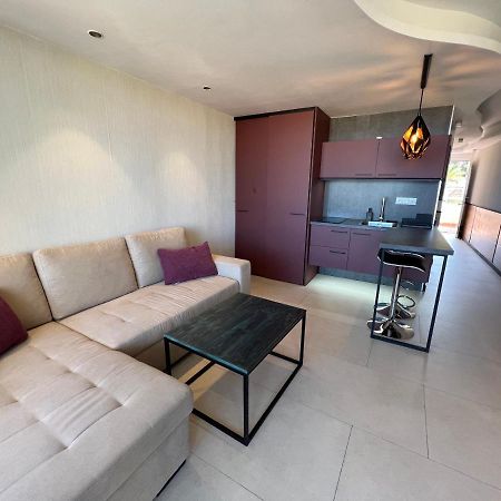 The White Waves Tf Holiday Apartment Las Americas Playa Feñabe Екстериор снимка